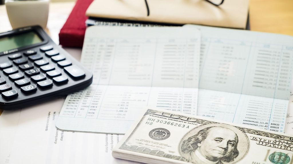Qué hacer y como reclamar una cuenta bancaria de un fallecido