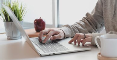 Un pequeño análisis a Apple, una compañía que revolucionó el Mercad